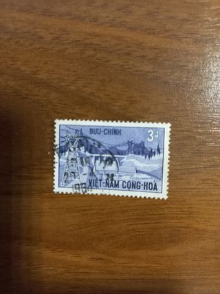 Francobolli "VIETNAM BUU CHINH"