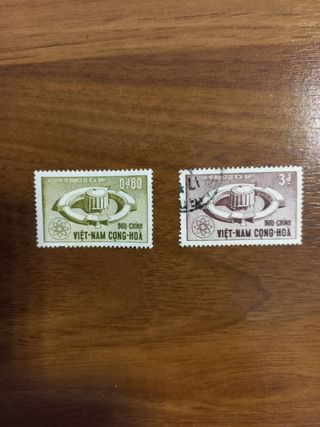 Francobolli "VIETNAM BUU CHINH"