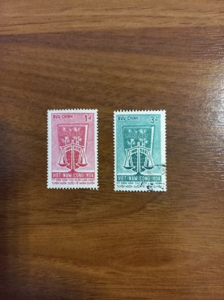 Francobolli "VIETNAM BUU CHINH"