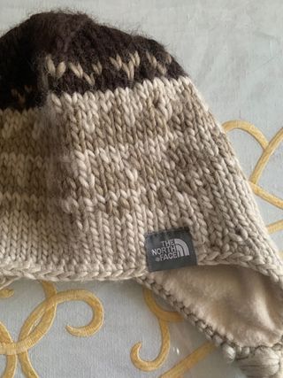Gorro marca The North Face
