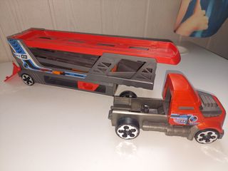 Hot Wheels super remolque lanzador