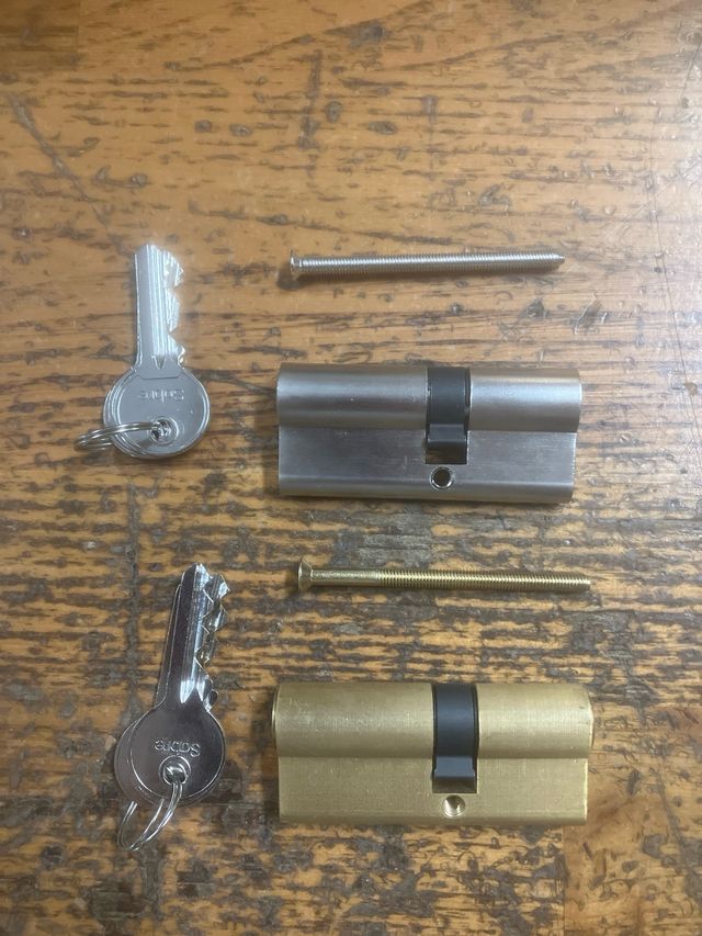 cerradura cilindro bombillo