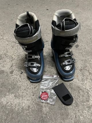 Botas Atomic de mujer