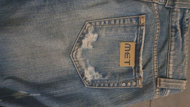 Jeans Met
