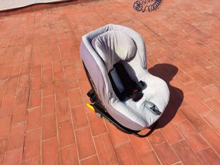 Silla coche isofix grupo 0/1 (con funda verano)