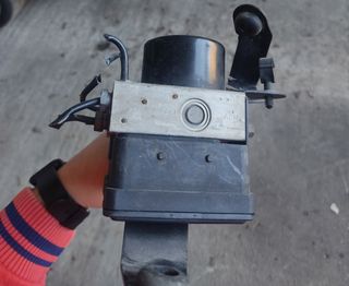 Bloque Abs Mazda para Ford