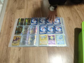 Cromos y álbunes Pokemon