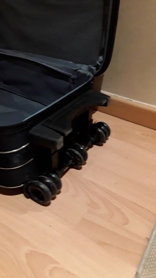 Maleta con ruedas. Viaje