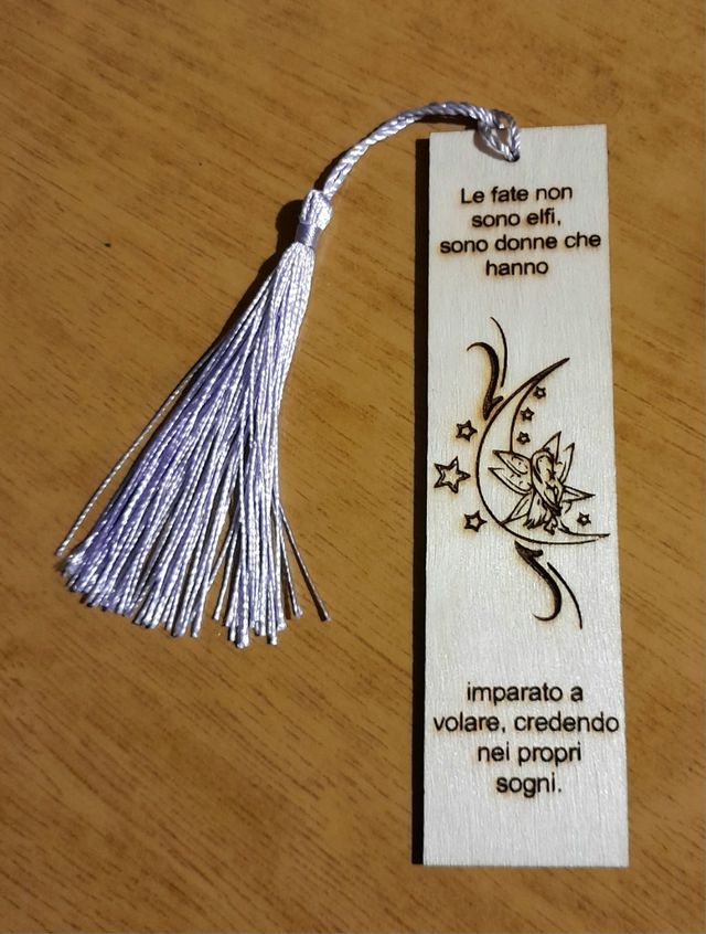 Segnalibro in legno personalizzabile