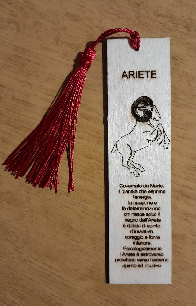 Segnalibro in legno personalizzabile