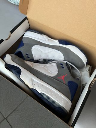 Zapatillas Jordan Max Aura 2