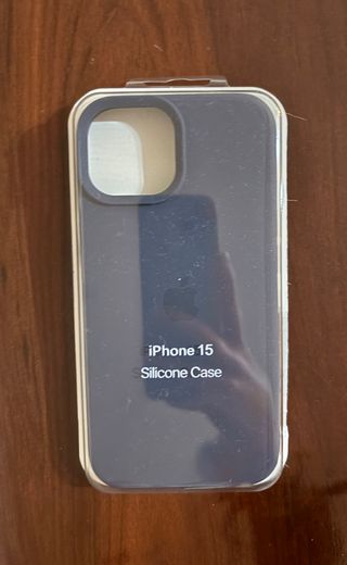 Funda iPhone 15 logo