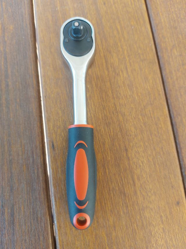 Llave carraca pequeña