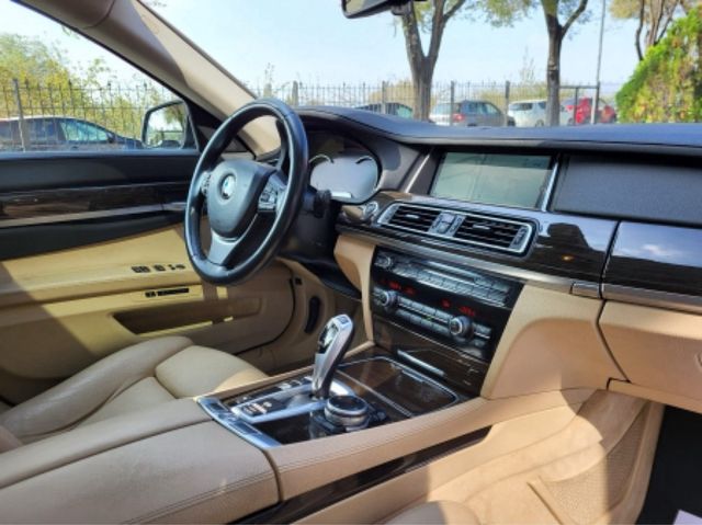 BMW SERIE 7
