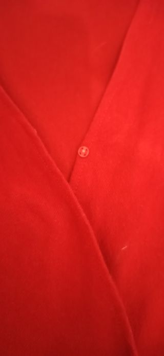 Mono corto rojo