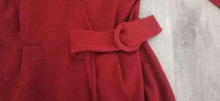 Mono corto rojo