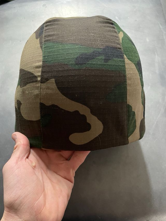 elmetto casco militare