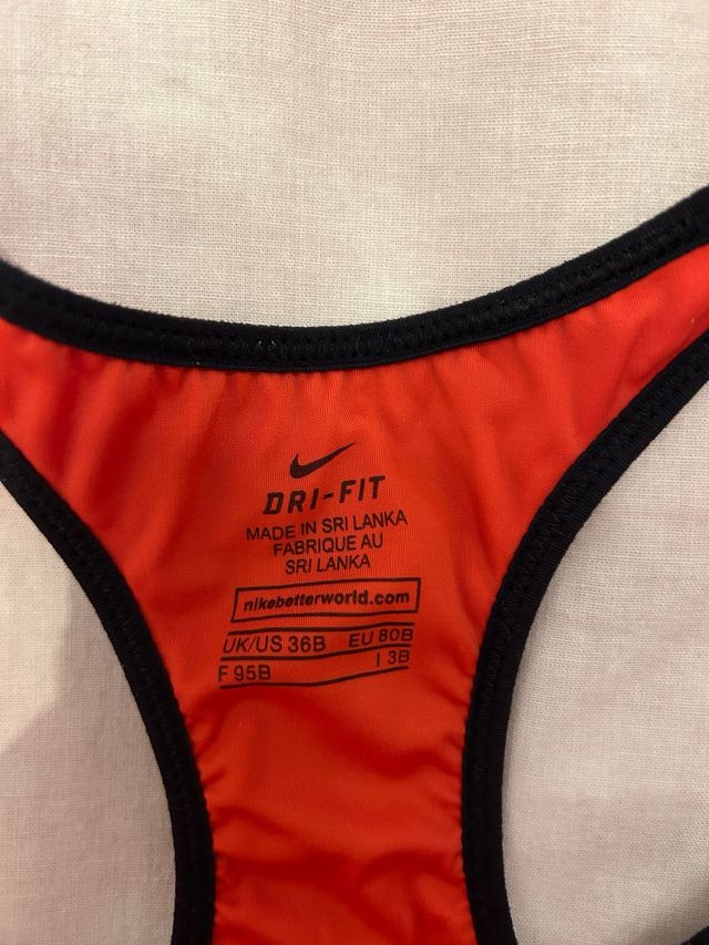 Sujetador deportivo Nike