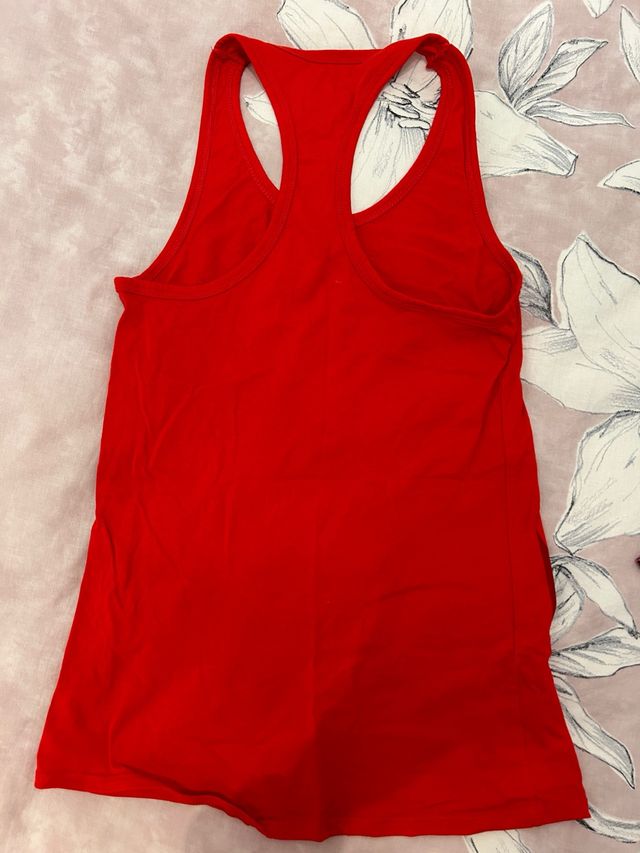 Camiseta tirantes rosa