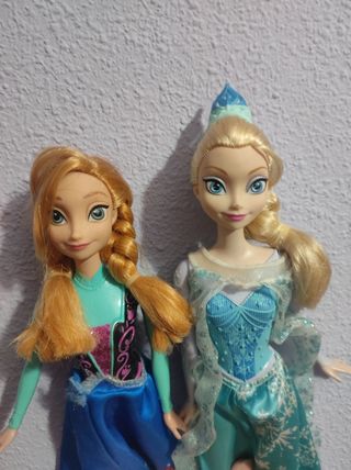 Muñecas Elsa y Ana