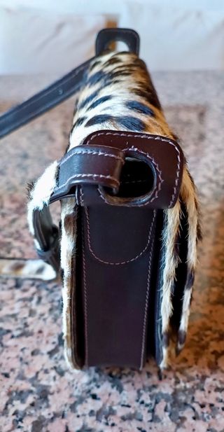BOLSO DE PIEL FORRADA PELAJE DISEÑO