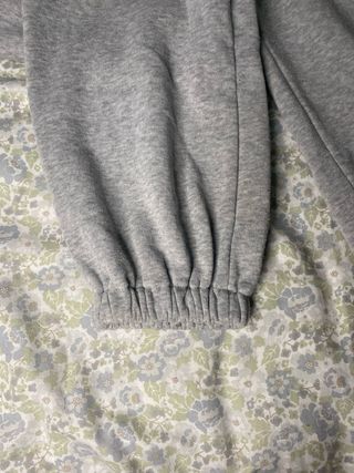 chandal gris 