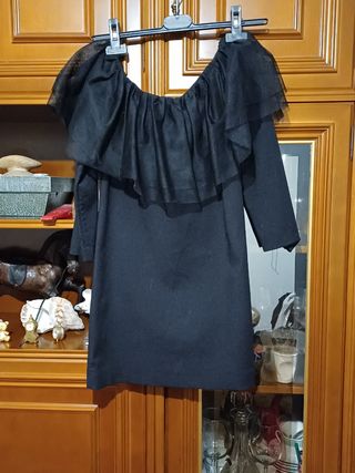 Vestido escote volantes organza/tul homb. al aire