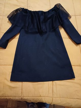 Vestido escote volantes organza/tul homb. al aire