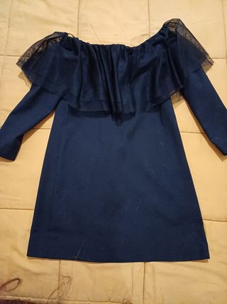 Vestido escote volantes organza/tul homb. al aire