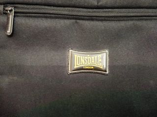 BORSA NOTEBOOK 19" LONSDALE COME NUOVA