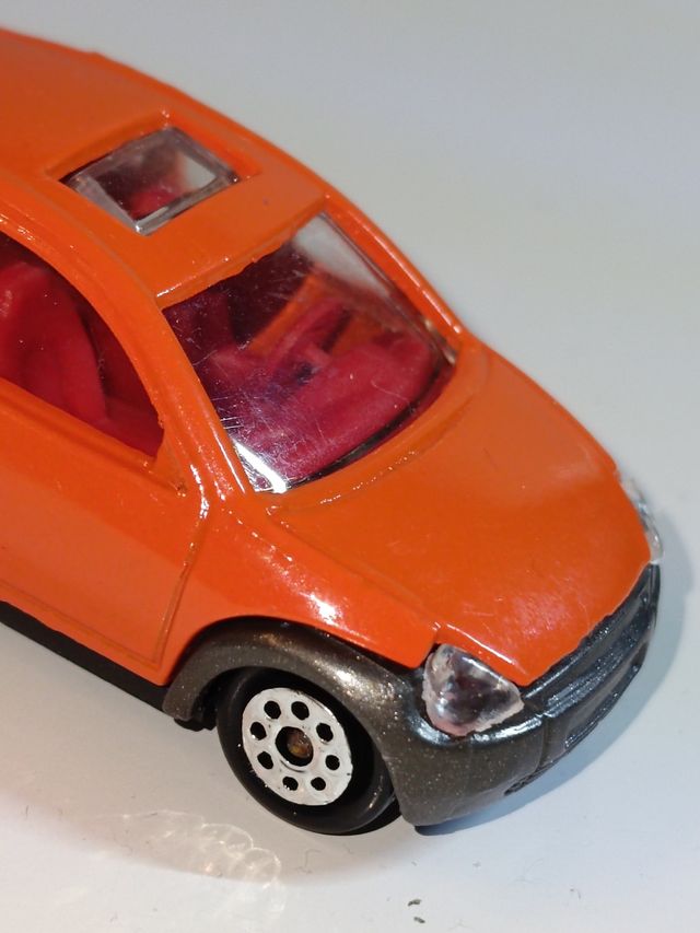 *FORD KA MK1 1/64 MAJORETTE
