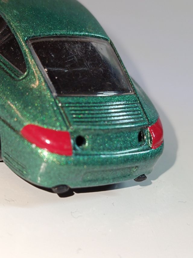 *PORSCHE 996 1/64 MAJORETTE