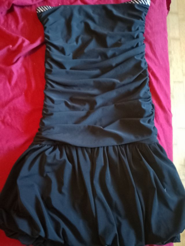 Vestido negro de fiesta. Talla 38