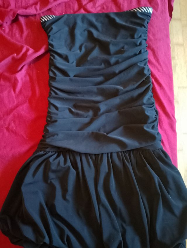 Vestido negro de fiesta. Talla 38