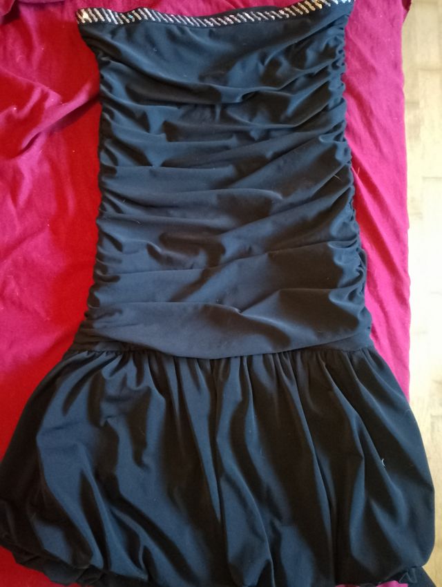 Vestido negro de fiesta. Talla 38