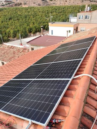 Kit Solar Fox ESS EVO 5kW/5kWh Todo en Uno+Backup