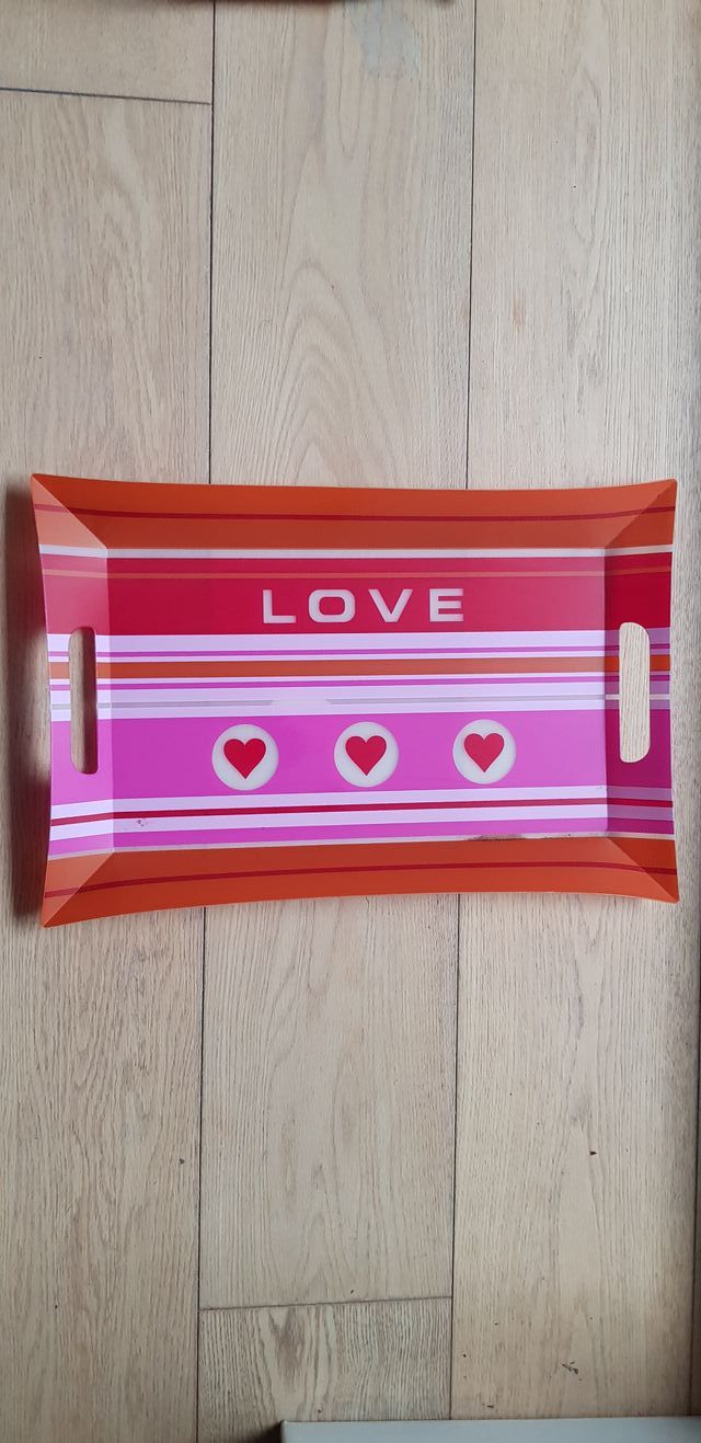 Vassoio resina nuovo Love e cuori