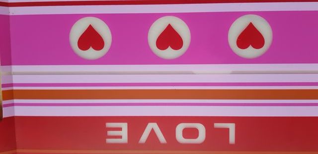 Vassoio resina nuovo Love e cuori