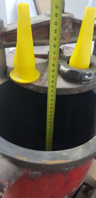 EMBUTIDORA ANTIGUA Y PICADORA DE CARNE