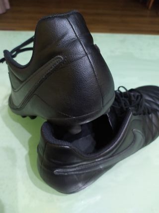 Botas Nike fútbol 