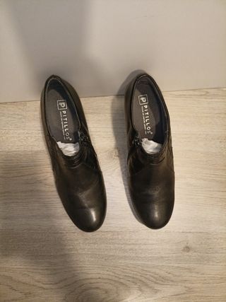 Zapato abotinado tacón talla 40