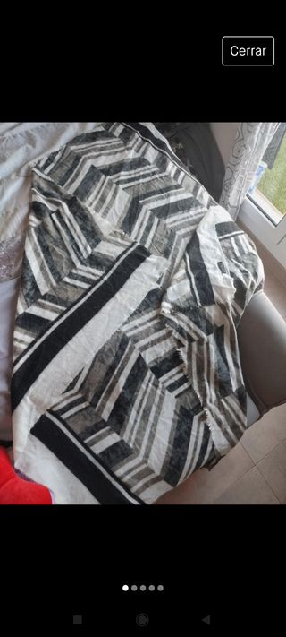 Vendo pañuelo grande zara