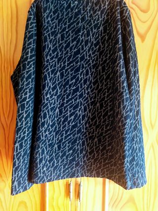 Talla 38 (M) mujer. Jersey con hojas con abalorios