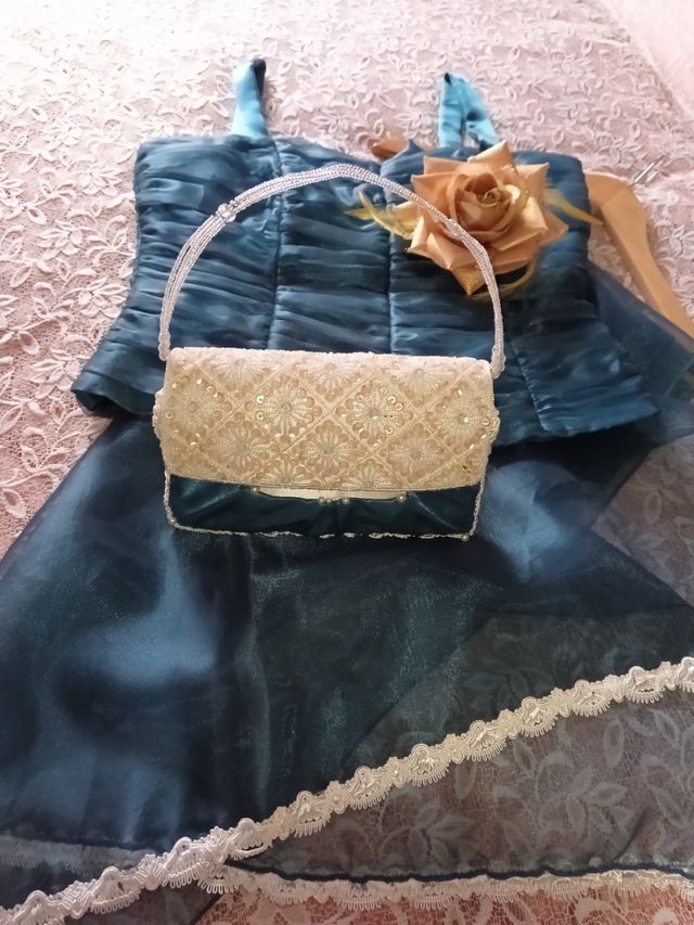 Vestido de ceremonia mujer.