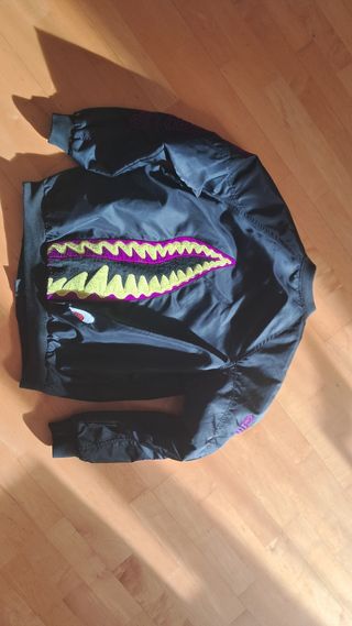 Chaqueta tipo bomber 