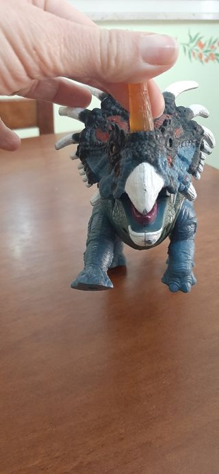 Set 6 dinosauri varie misure e modelli