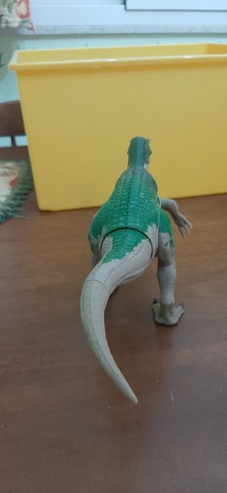 Set 6 dinosauri varie misure e modelli