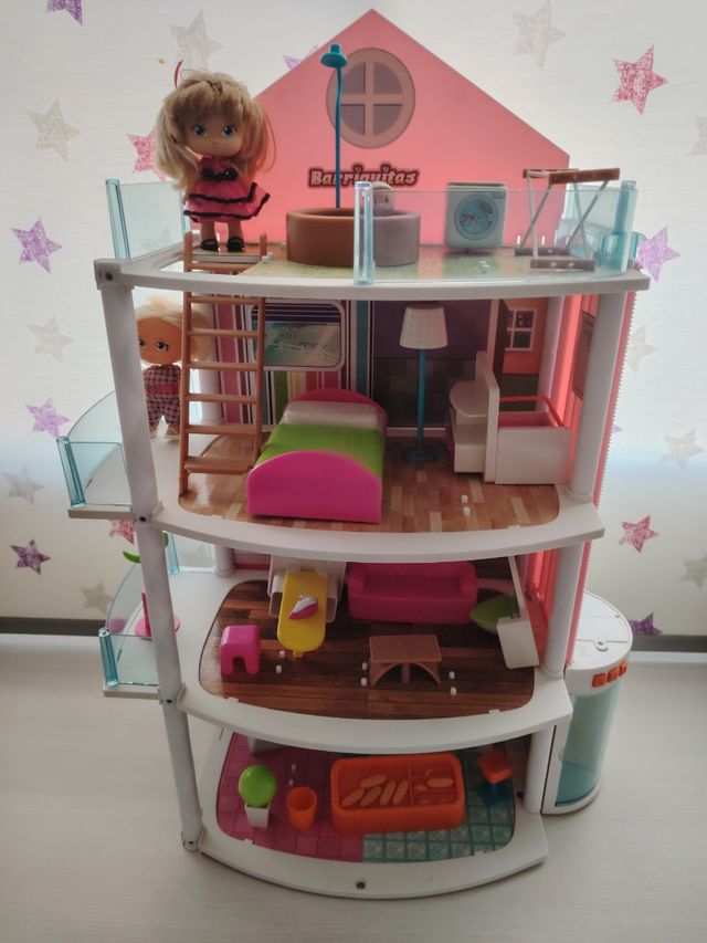 Edificio loco-loco a Barriguitas