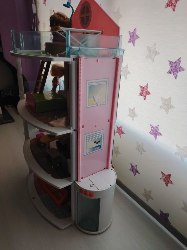 Edificio loco-loco a Barriguitas