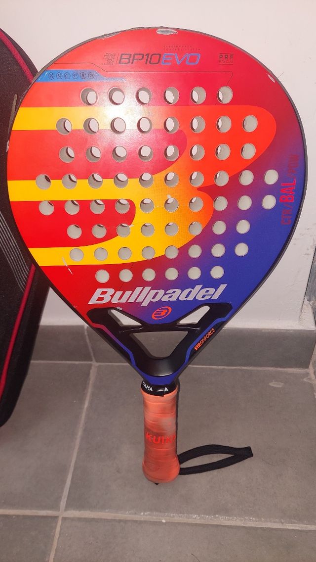 Pala de Paddel Bullpadel